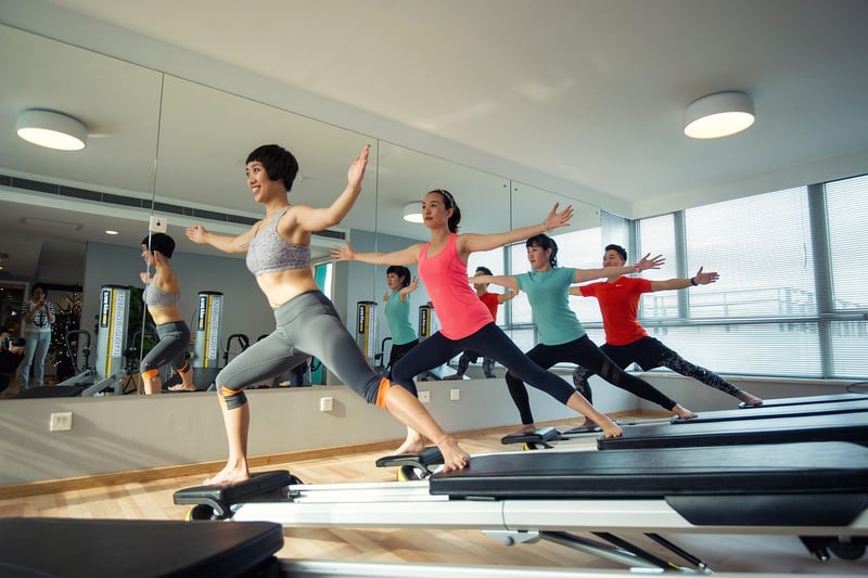 Barre Pilates reformer